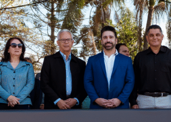 Deputado Estadual Edson Giriboni prestigia desfile cívico e reforça histórico de investimentos em Itararé