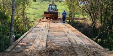 Prefeitura de Itararé intensifica obras de pontes rurais e garante mais segurança para agricultores