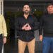 O prefeito João Fadel Filho, o diretor da ETEC de Itararé, Leandro Pacheco Borges, e o vereador Murilo durante o anúncio do transporte gratuito noturno para os alunos da escola. A iniciativa beneficia mais de 60 estudantes e reforça o compromisso da gestão com a educação e a segurança dos jovens.
