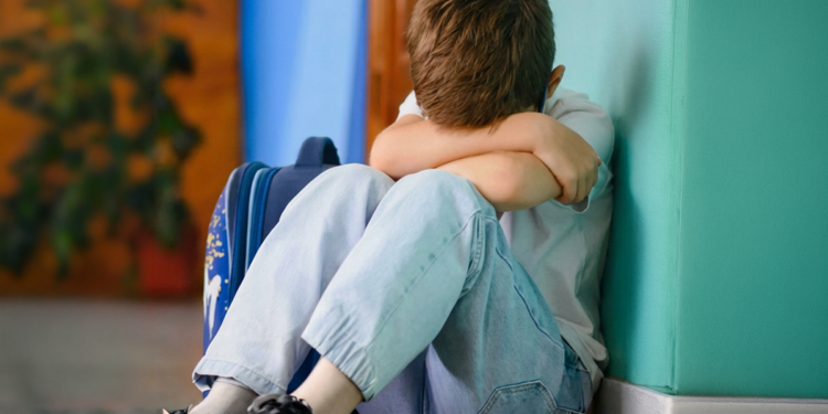 Kits escolares viram retrato da desorganização em Itararé e expõem fracasso da gestão João Fadel Filho